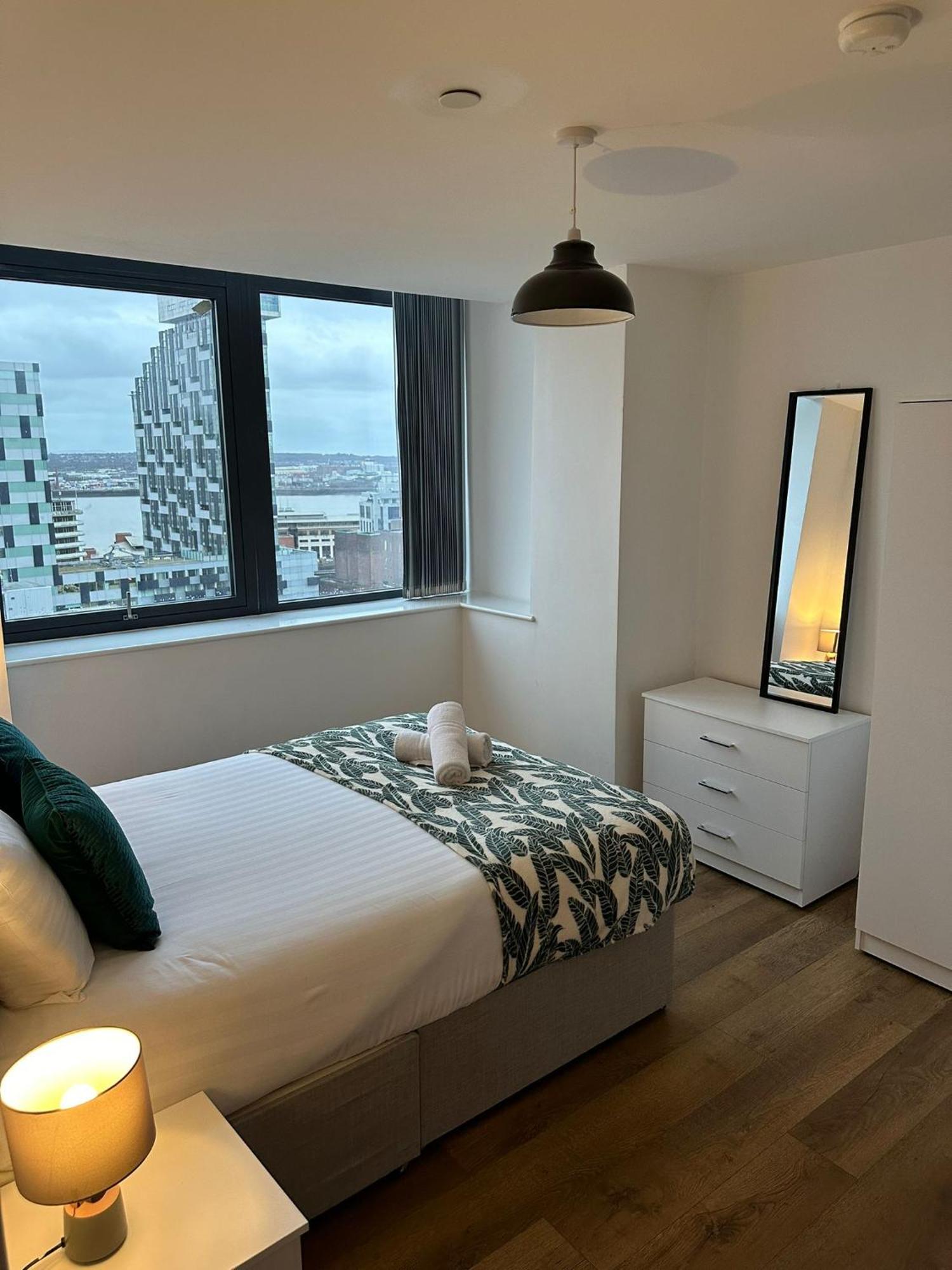Stunning City View Apartment By Central Stay Liverpool Exteriér fotografie
